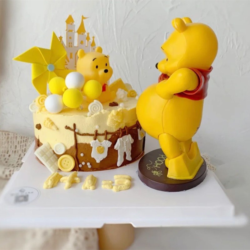 Cute Potbellied Winnie The Pooh Cartoon Bee Cake Decorated Winnie The