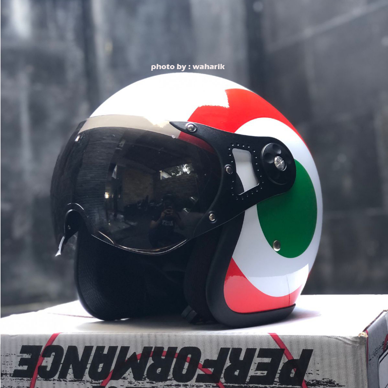 Putih Vespa Retro Italian Flag And Xential White White Italy Helmet