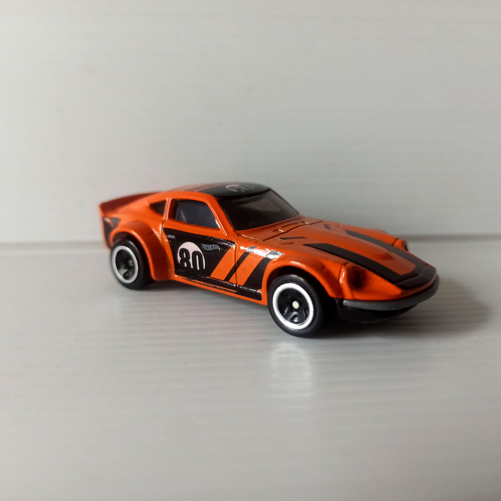 Hot Wheels Nissan Fairlady Z GP Gift Pack 5 Orange JDM Shopee Singapore