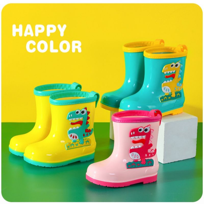 Rain boots for kids best sale in store