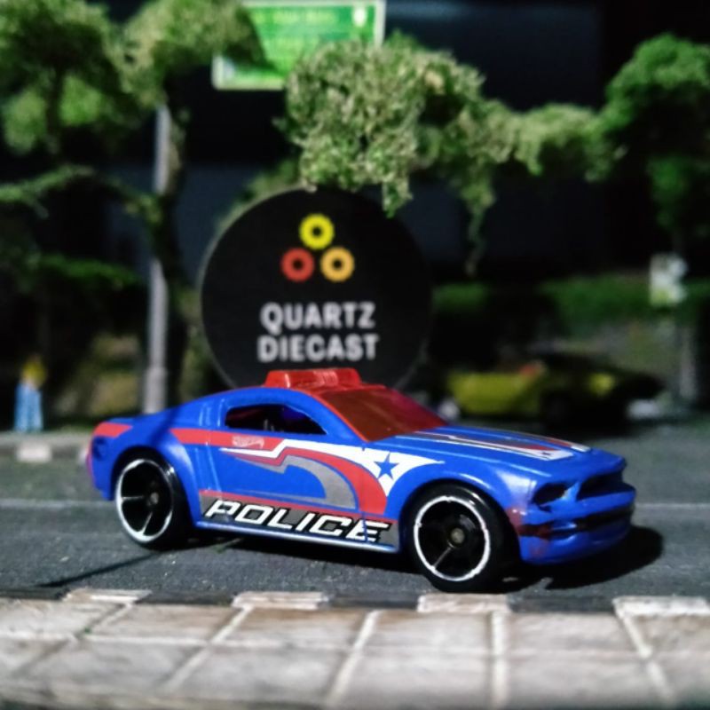 Hot Wheels Ford Mustang GT Concept 2025 Police - Modèle Diecast 1:64 - Prioritaire - Neuf En Boîte