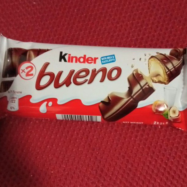 kinder-bueno-chocolate-2-bars-in-one-package-shopee-singapore