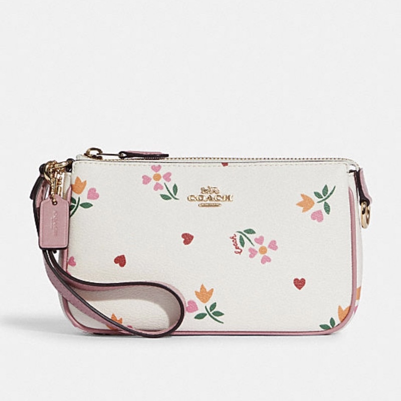 White hot sale wristlet bag