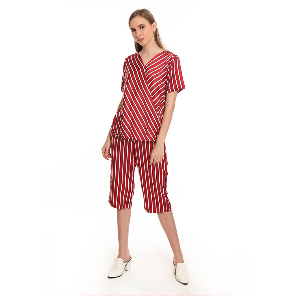 Basix - Taiya Top Red Blouse - Atasan Wanita Satin Stripe Merah - Gambar 4