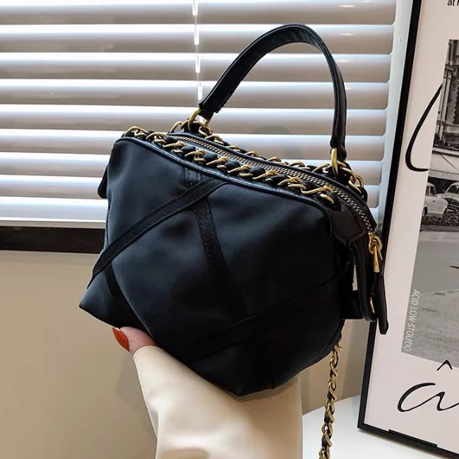 Korean Style Lozenge Chain Sling Bag Shoulder Bag Women Small Fashion Nylon Handbag