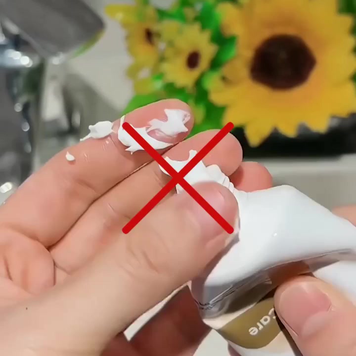 3pcs Toothpaste Cap Self Closing Toothpaste Squeezer No Waste No Mess ...