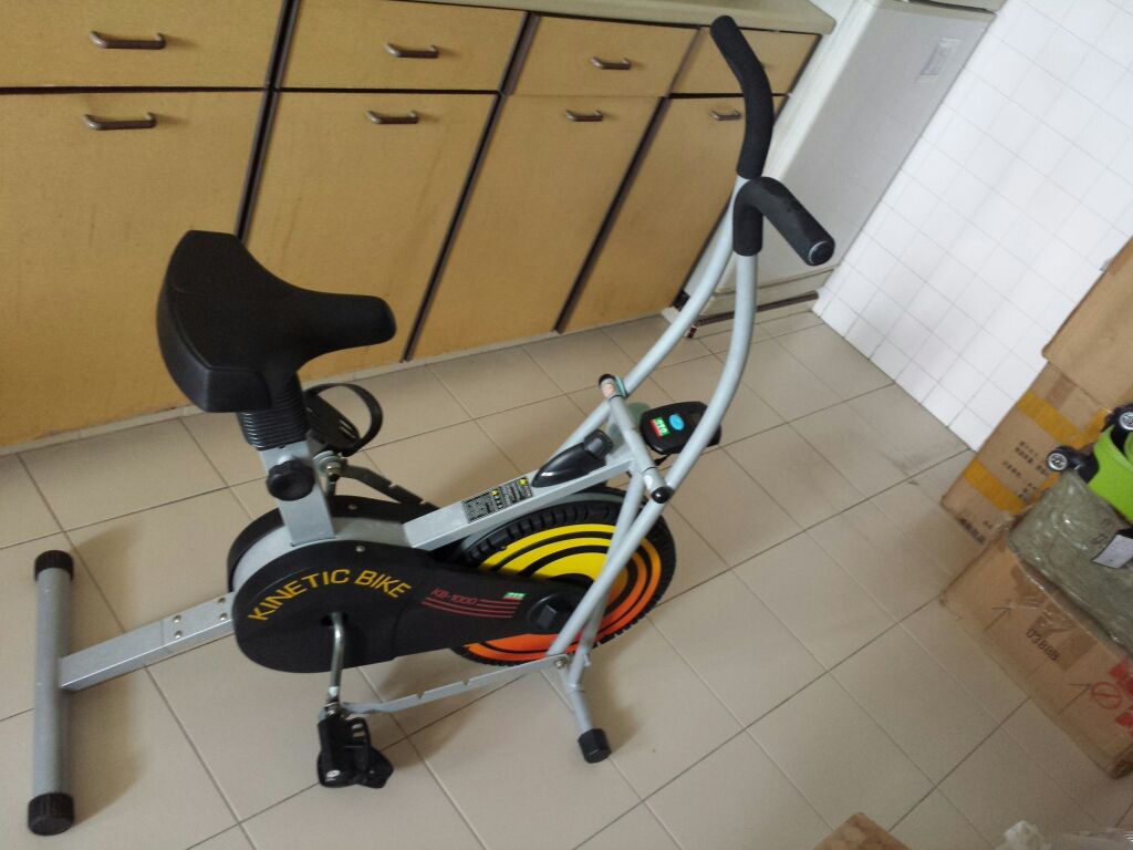 OTO Kinetic Bike Shopee Singapore