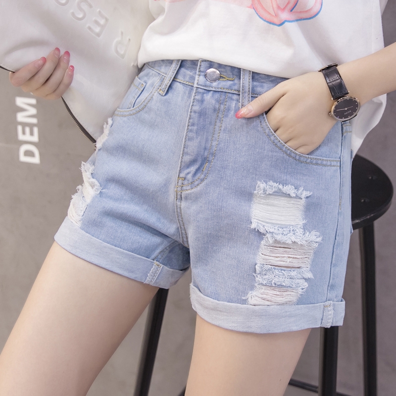 Cute ripped hot sale jean shorts