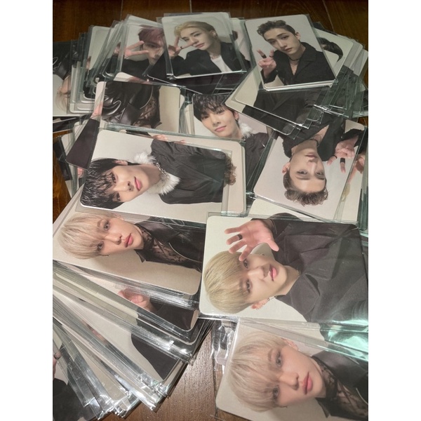 Stray Kids Oddinary Black Album Photocard Bang Chan Lee Know