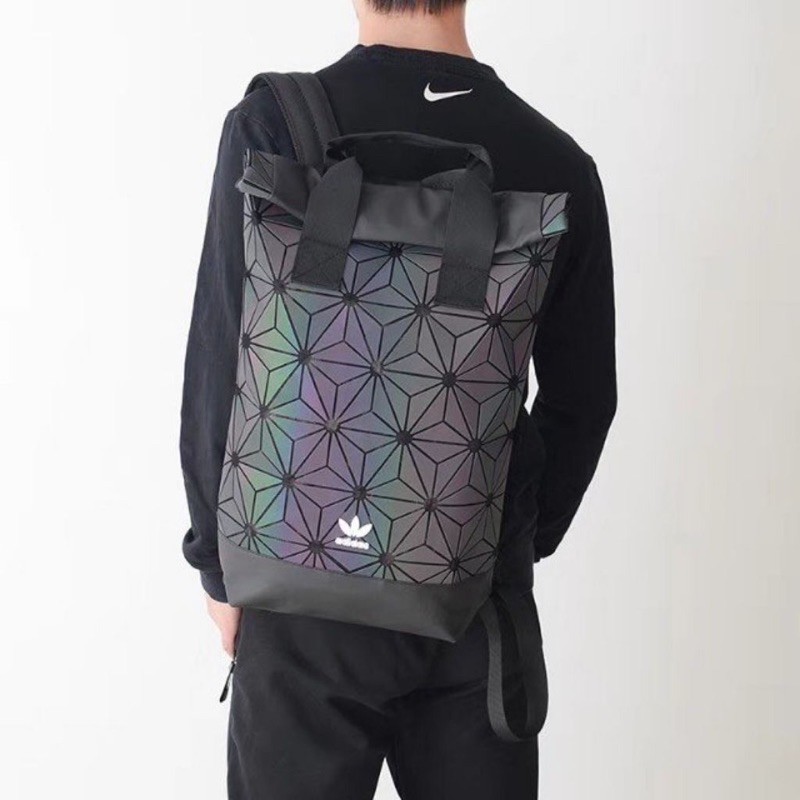 Hecho un desastre descuento viuda Adidas 3D Neon Backpack | Shopee Singapore