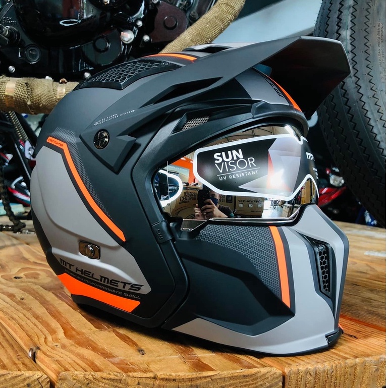 NEW IN: MT Helmets at Honda