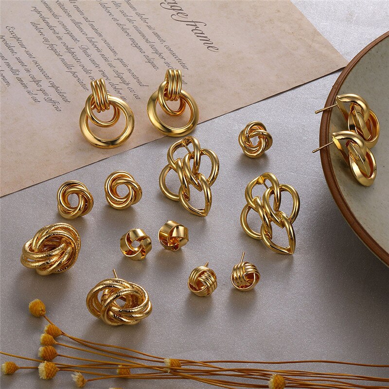 Gold hot sale earring style