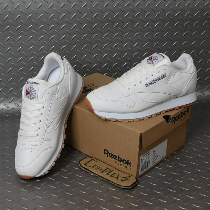 All white leather 2025 reebok classics