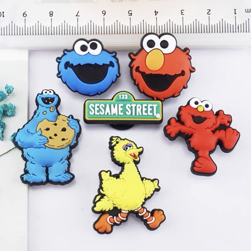 Elmo jibbitz on sale