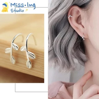Creative Design Freshwater Pearls 925 Silver Fish Hook Earrings - China  Fashion Accessories and Fashion Jewelry price