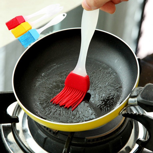 Oil Basting Brush Silicone Pastry Baking Brush Kitchen Cooking - China  Silicon Spatula and Kitchen Tools price