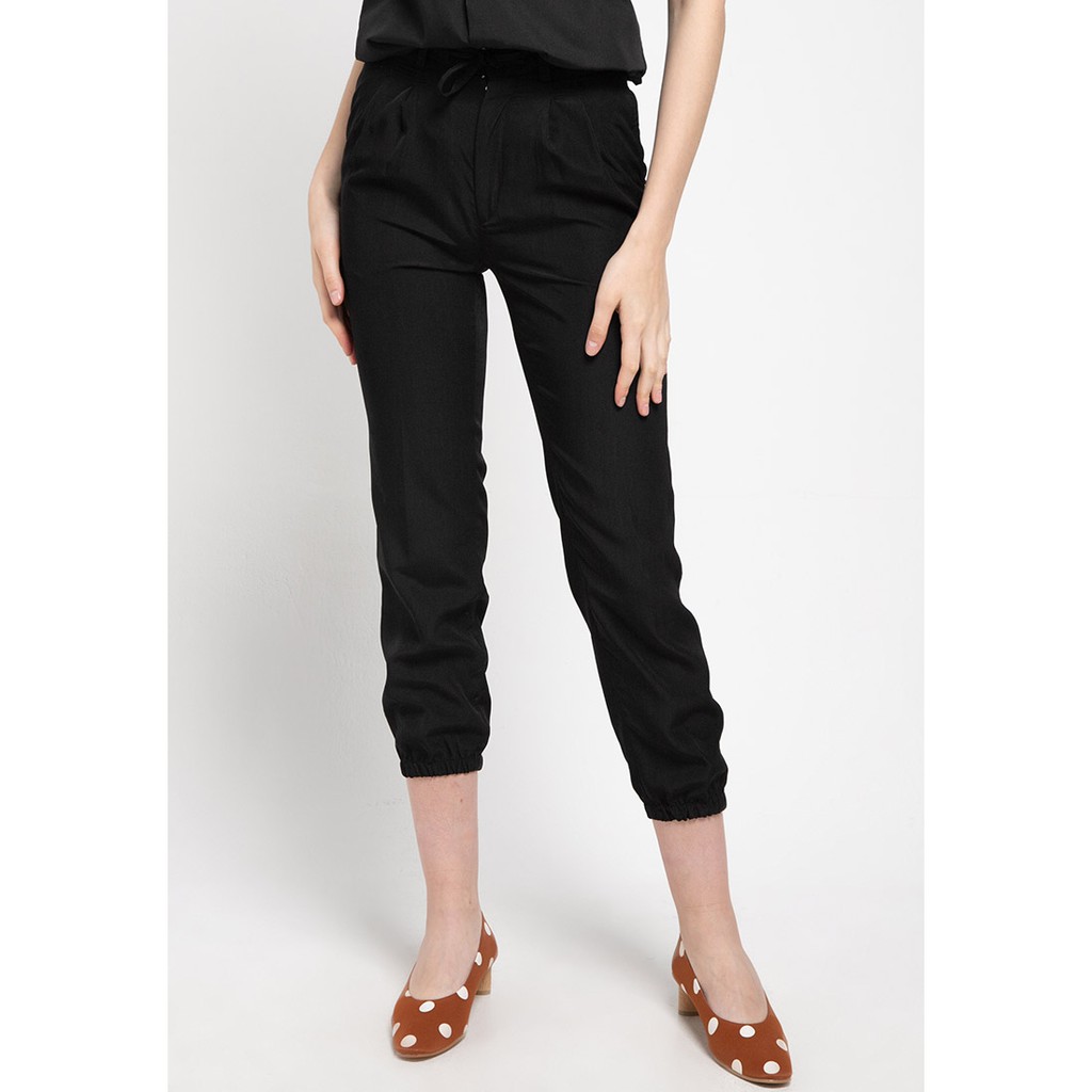 Llaces Clothing - Women's Trousers - Petite Formal Jogger Pants - Black