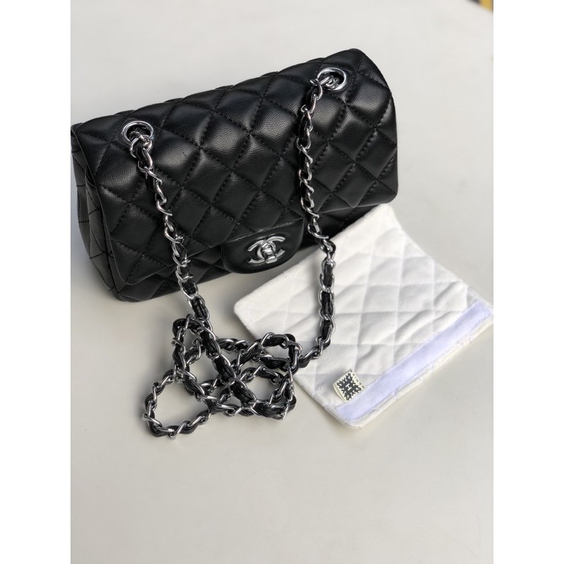 🇸🇬 [Local Seller] Luxury Chain wrap protector for flap bag