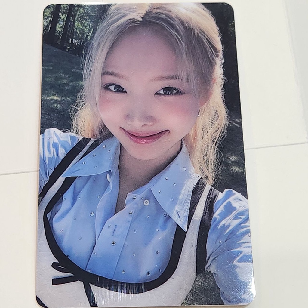TWICE - 11th Mini Album BETWEEN 1&2 musicplant Luckydraw PVC