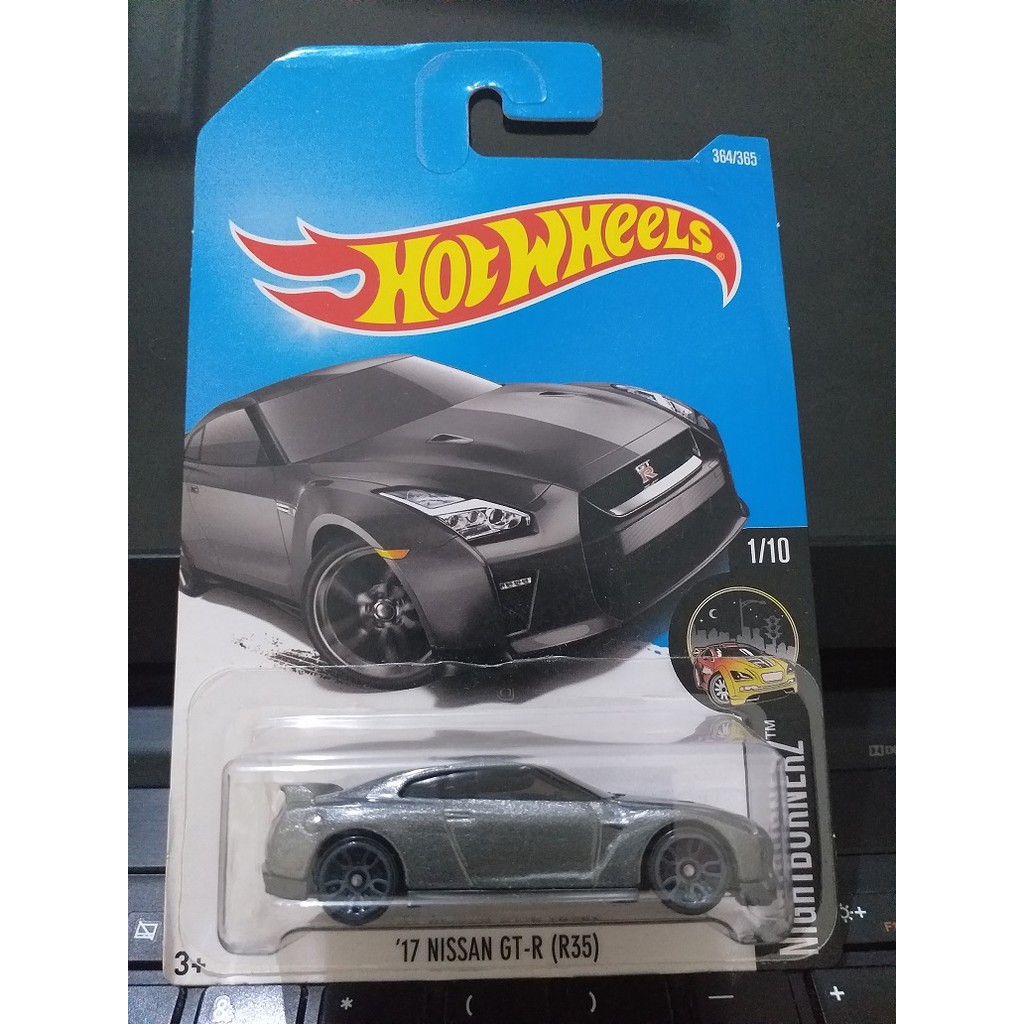 Hotwheel cheap nissan gtr