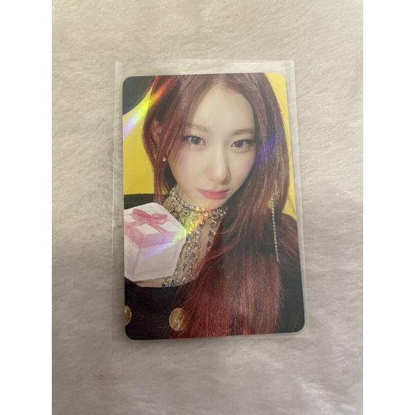 ITZY Crazy in Love Photocards PC POB | Shopee Singapore
