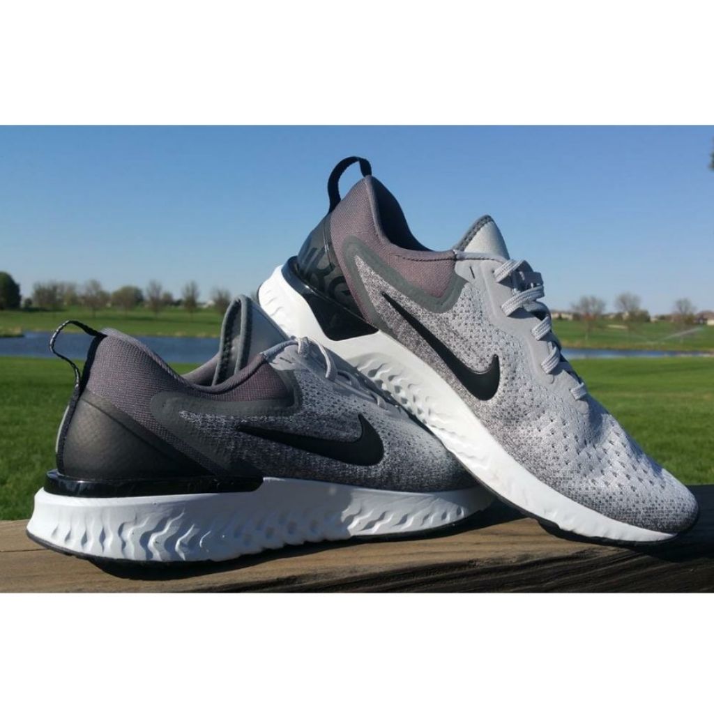 Nike odyssey react women's cheap running shoe