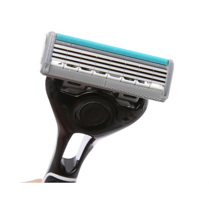 Schick Quattro Titanium 4s razor blade pack of 4 | Shopee Singapore