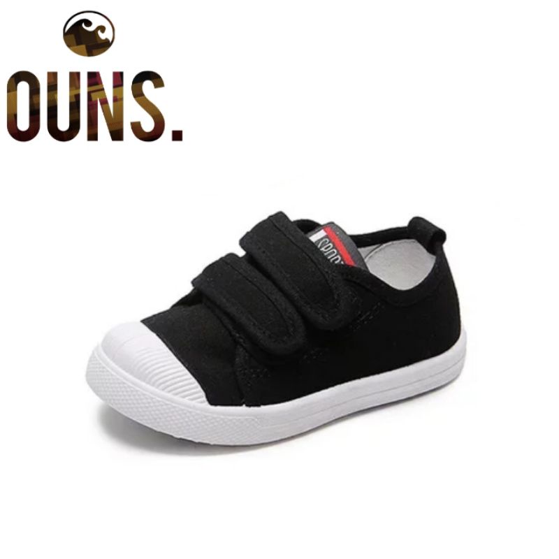 White tennis shoes hot sale with velcro straps