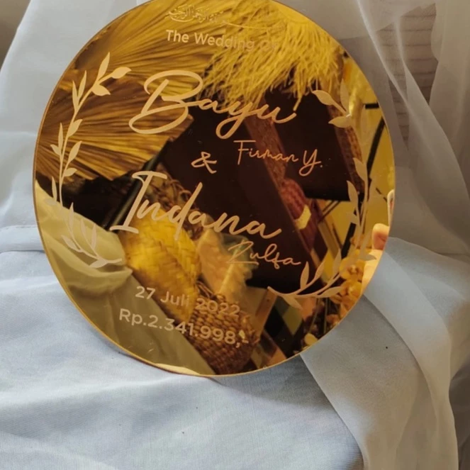 AKRILIK MIRROR GOLD bulat, Custom Nama Dekorasi Mahar