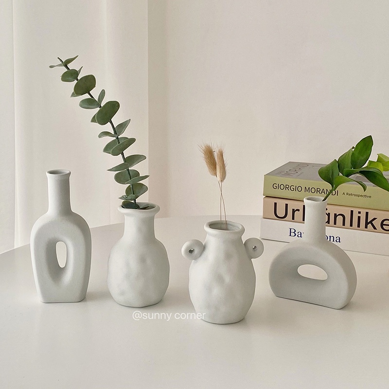 Nordic Ceramic Vase Creative Flower Vase Minimalist Flower Pot Home Bedroom Decor
