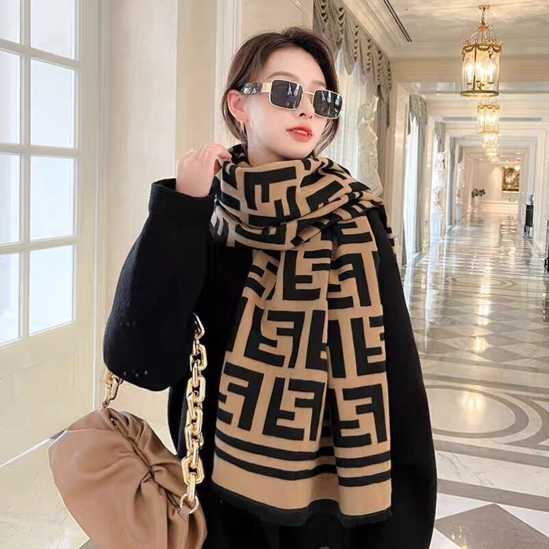 Style Fendi Blanket Scarf NEW FENDI ROMA BLACK CAMEL BROWN FF