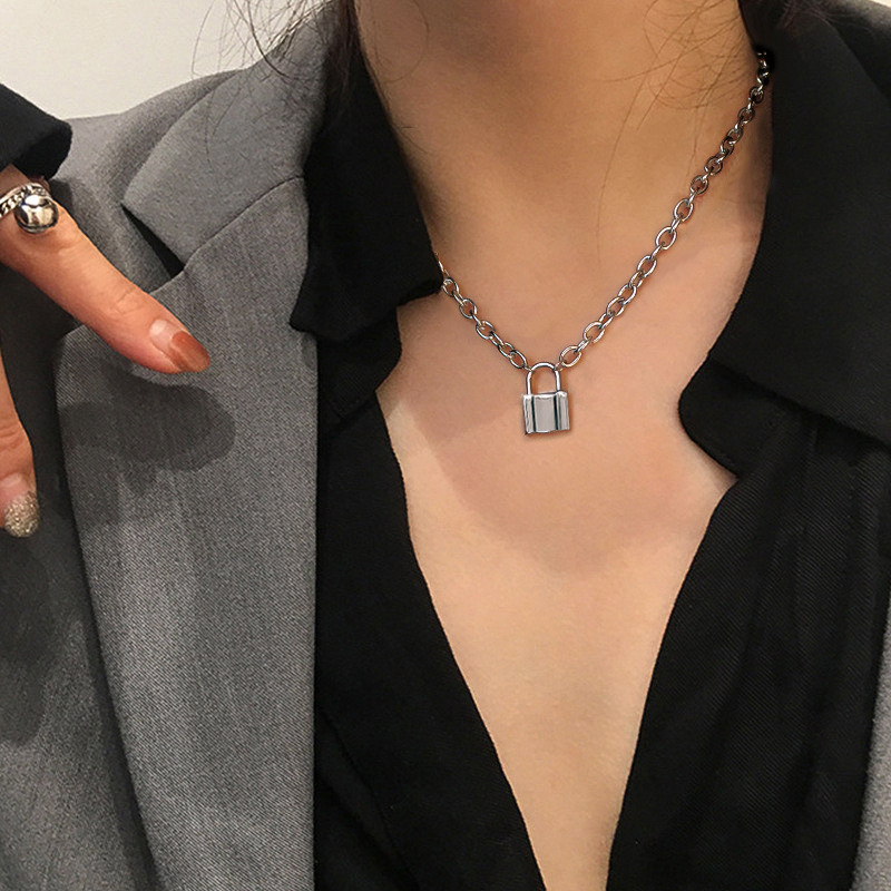 Punk Titanium Steel Pendant Lock Necklace Hiphop Chain Choker Necklaces for Man Women Jewelry Accessories