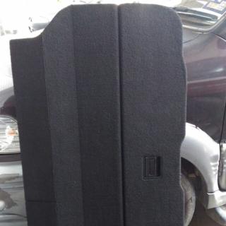 Toyota estima deals boot cover
