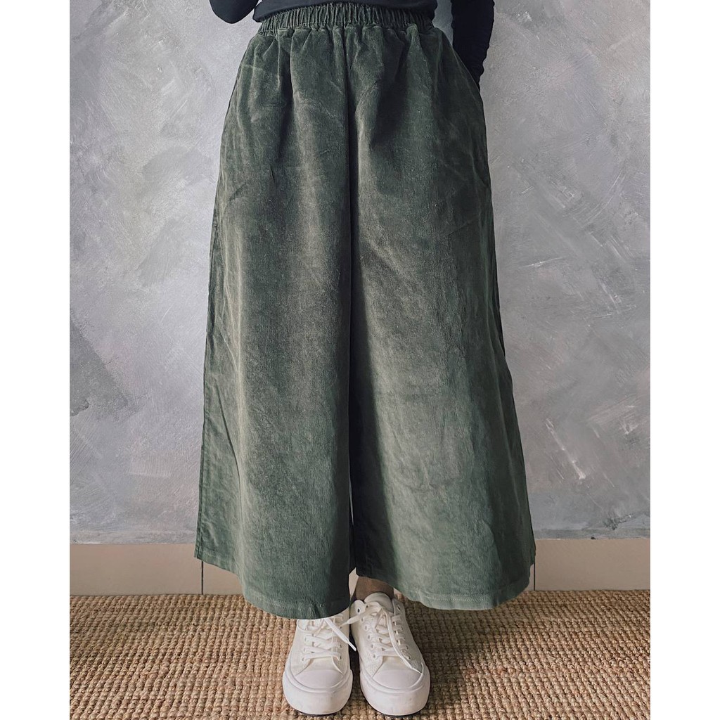 Molly Pants main image 0