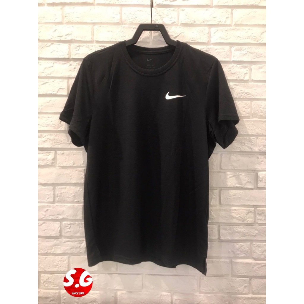 Mens black nike clearance dri fit t shirt