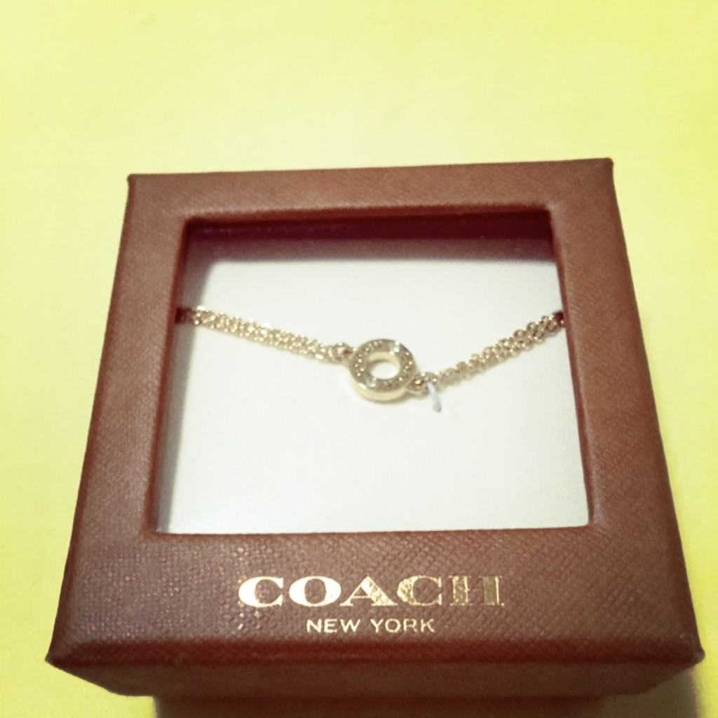 Coach open circle hot sale stone strand bracelet