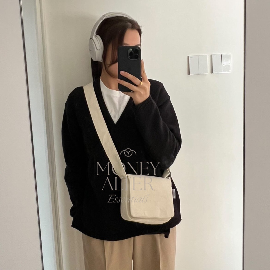 Money sling bag on sale