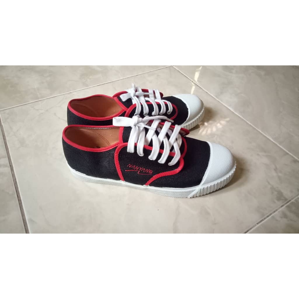 Nanyang on sale red shoes