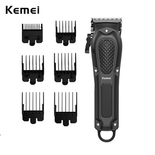 Electric clippers for outlet hair