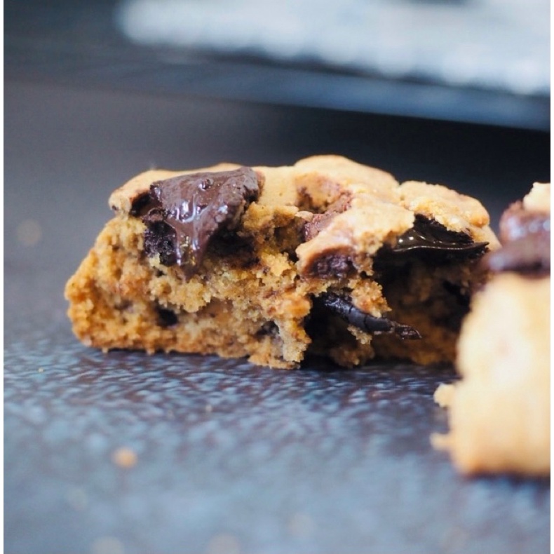 20% Less Sweet Giant Premium Melted Chocolate Chip Cookies ( Soft Type ...