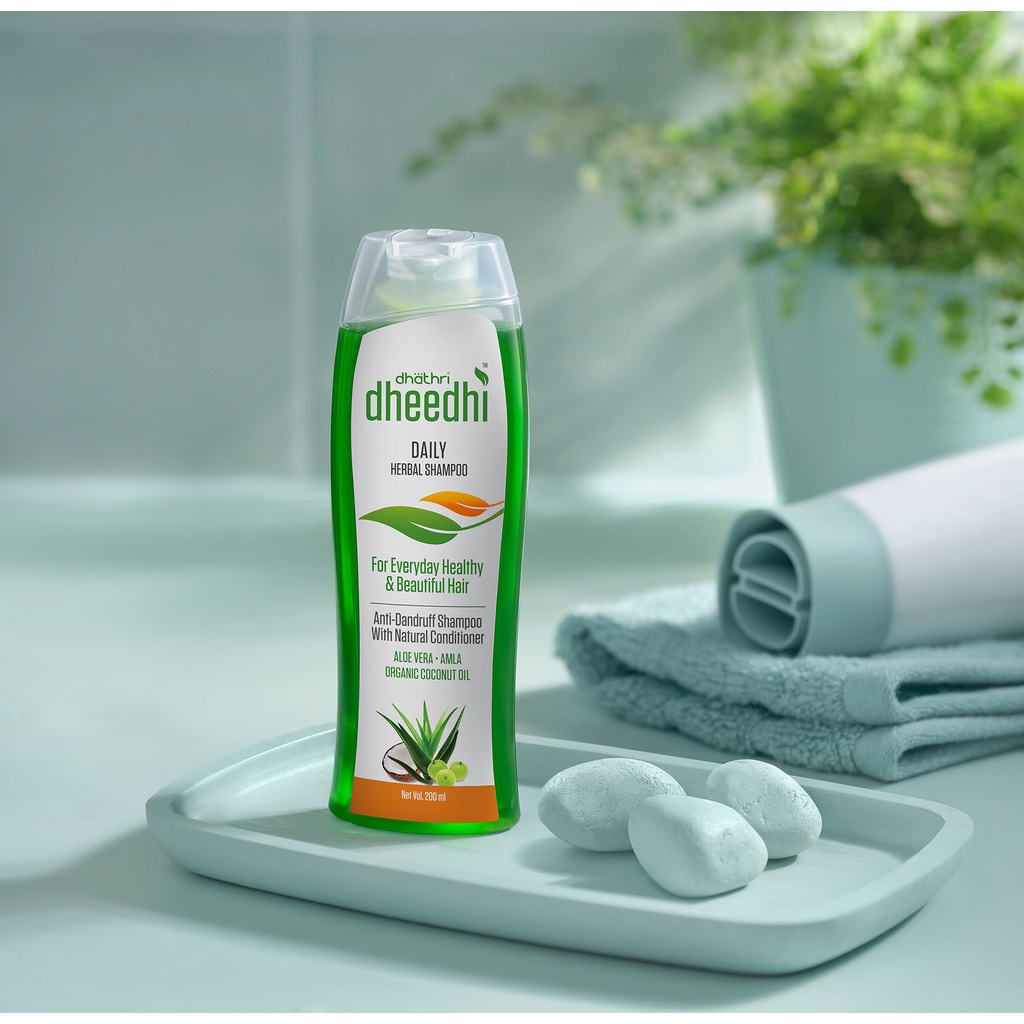 Dhathri Dheedhi Daily Herbal Shampoo 200 ml | Shopee Singapore