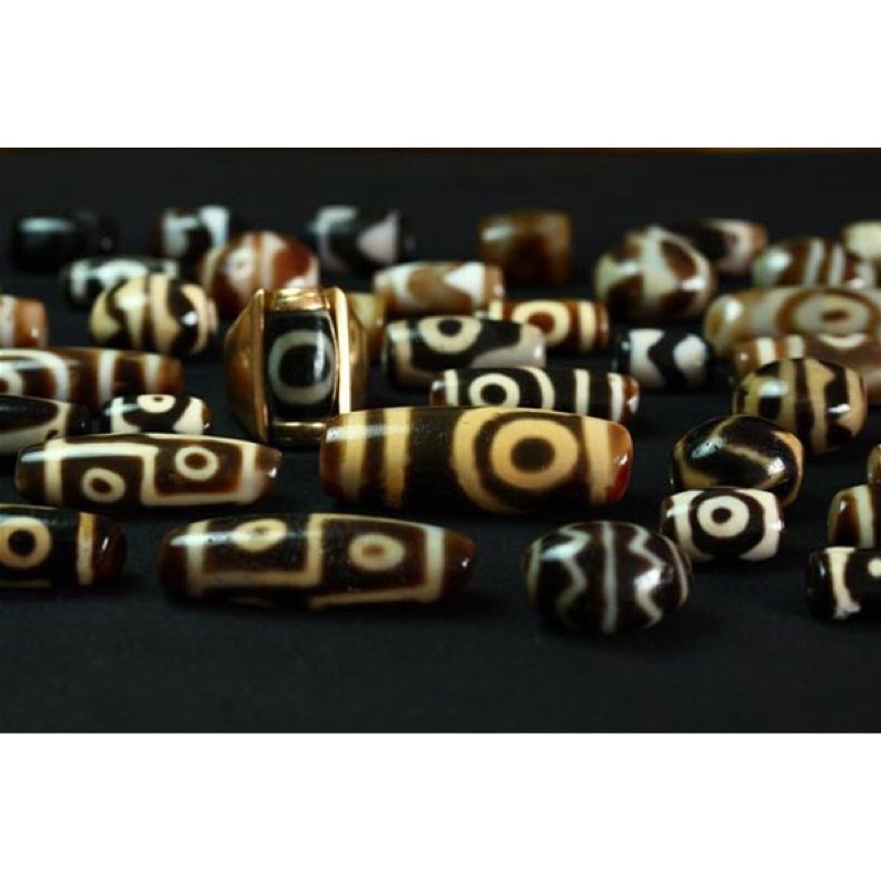 050 The Gzi Beads of Tibet【超希少品】西藏天珠本　！ f02803582.jpg?w=640