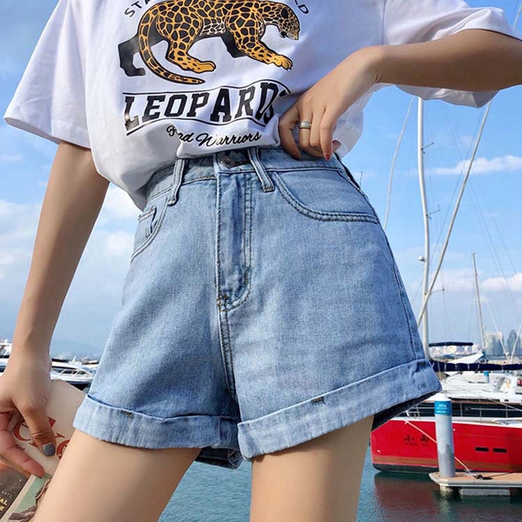 White skinny hot sale jean shorts