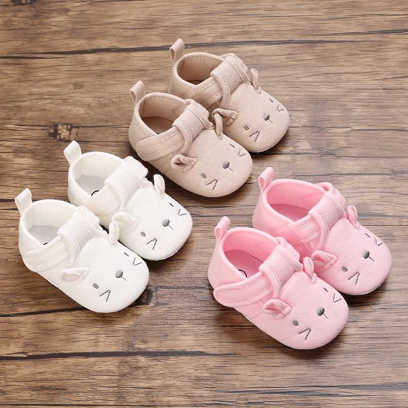 Newborn footwear sale