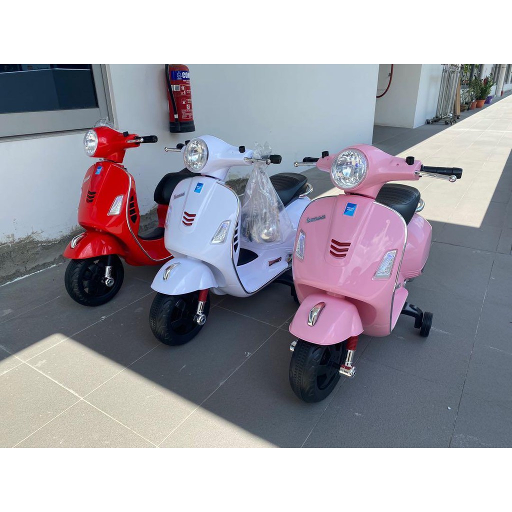 English Set Vespa Brand new ride on children electric bike kids