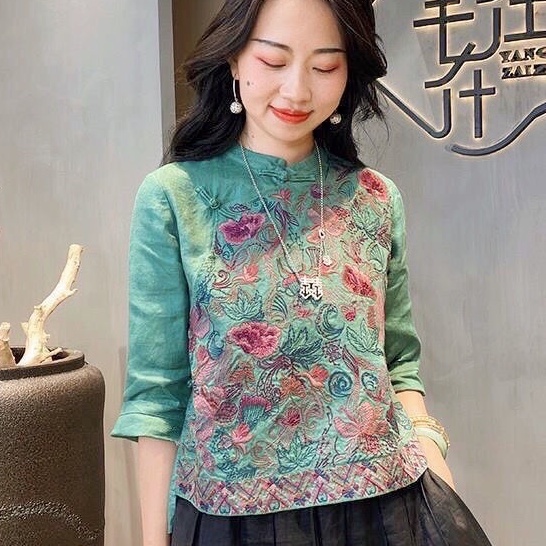 Cotton and linen heavy embroidery Chinese wind coat female loose ancient clothing collar button棉麻重工刺绣中国风上衣女宽松古风衣服立领盘扣文艺复古七分袖Oaritsn:main5.14
