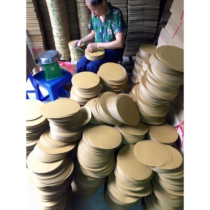 Birdcage Lining Paper Of All Sizes Is Easy To Use And Weighs 1kg