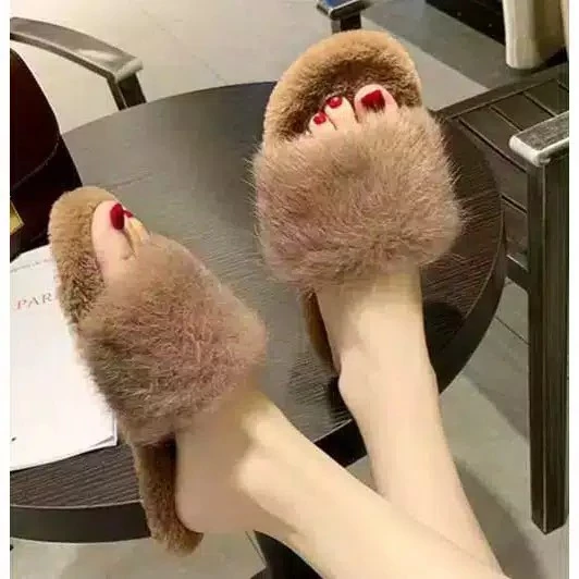 Sandal Selip Bulu Wanita Korea Bahan Spon 37-40 - Gambar 4