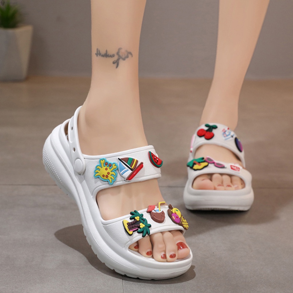 Female Summer Beach Sandals Non-slipped and Wear Resistant Suitable for ...