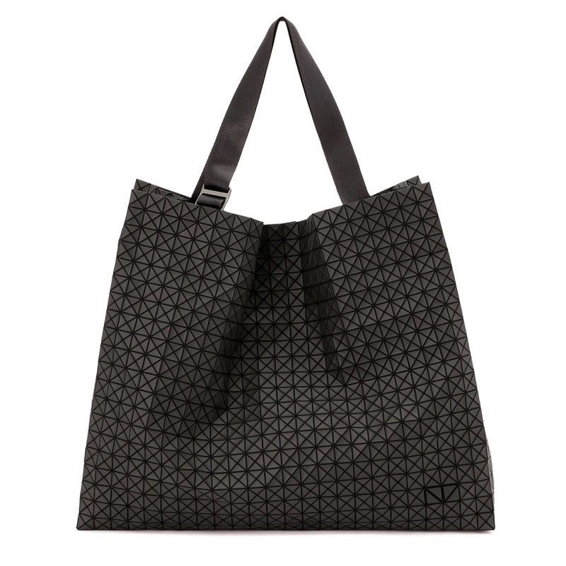 バッグ BAO BAO ISSEY MIYAKE cart kuro Issey Miyake Bao Bao Kuro Cart(Comes with 1 Year Warranty